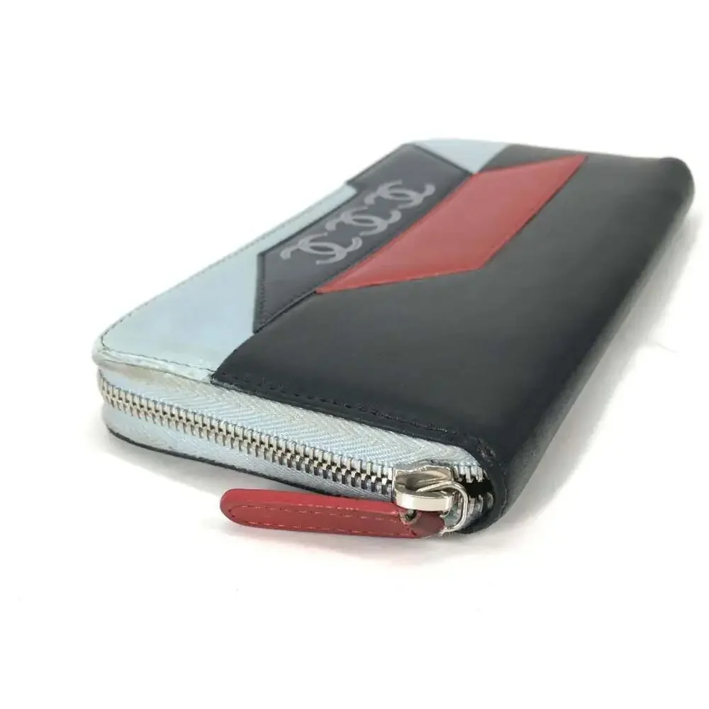 CHANEL Black Leather Wallet